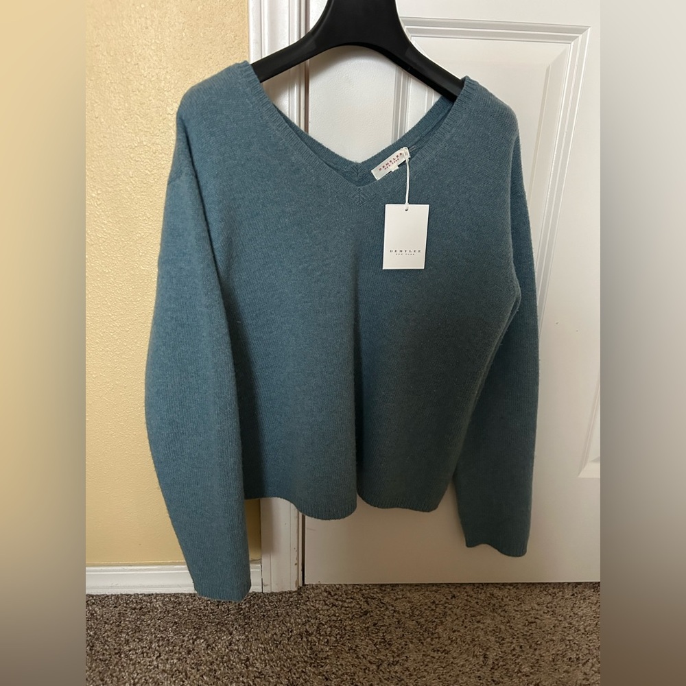 Demylee YAK Sweater XS